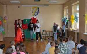 Przedstawienie (2)