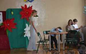 Przedstawienie (4)
